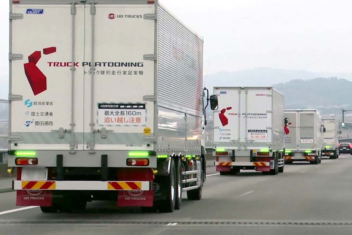 トラックの無人隊列走行が実現する日は近い？（画像：日本自動車工業会）