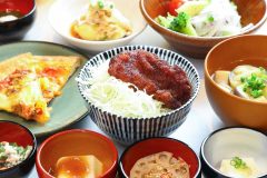 「無料だけじゃ差がつかない」 今、ビジネスホテルで“朝食戦争”が勃発しているワケ