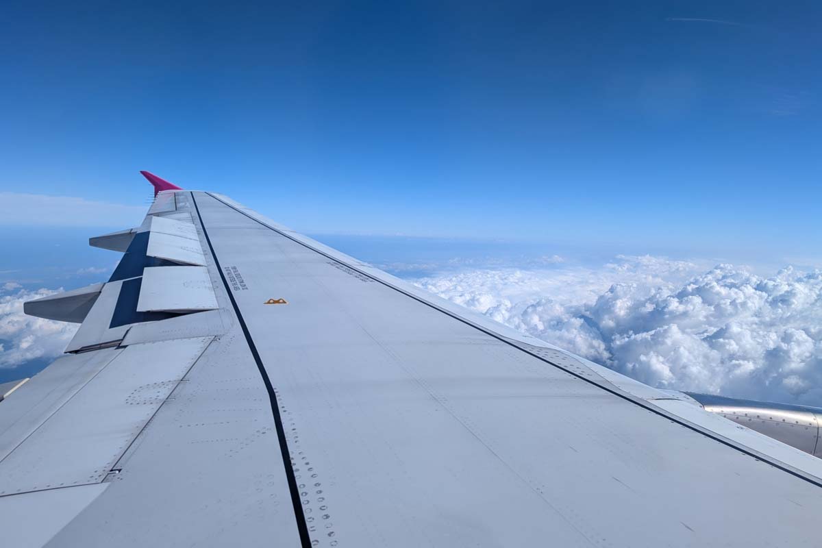 飛行機（画像：写真AC）