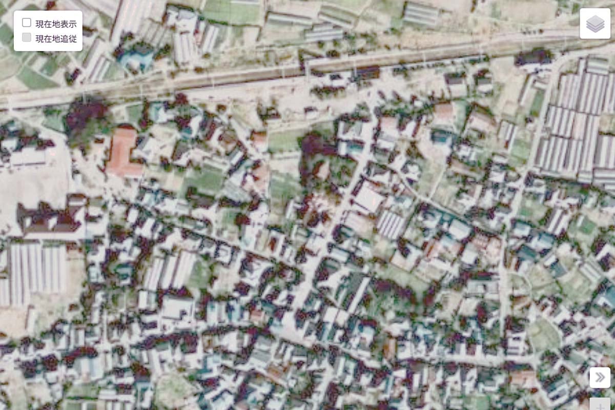 1975年頃の「江見駅」周辺の航空写真（画像：国土地理院）