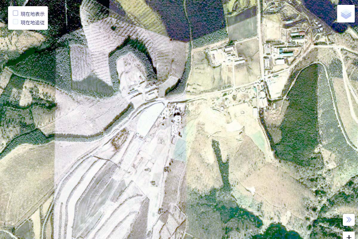 1975年頃の「マザー牧場」周辺の航空写真（画像：国土地理院）