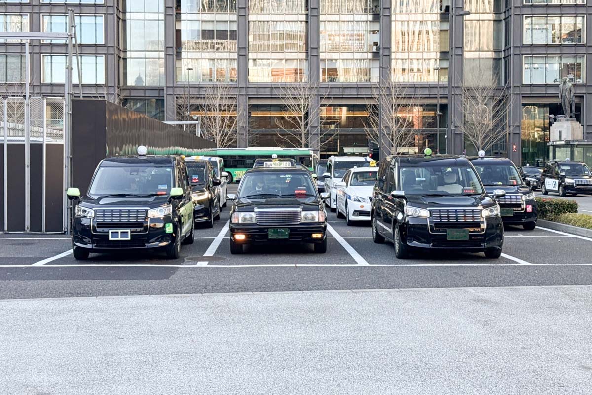 タクシー（画像：写真AC）
