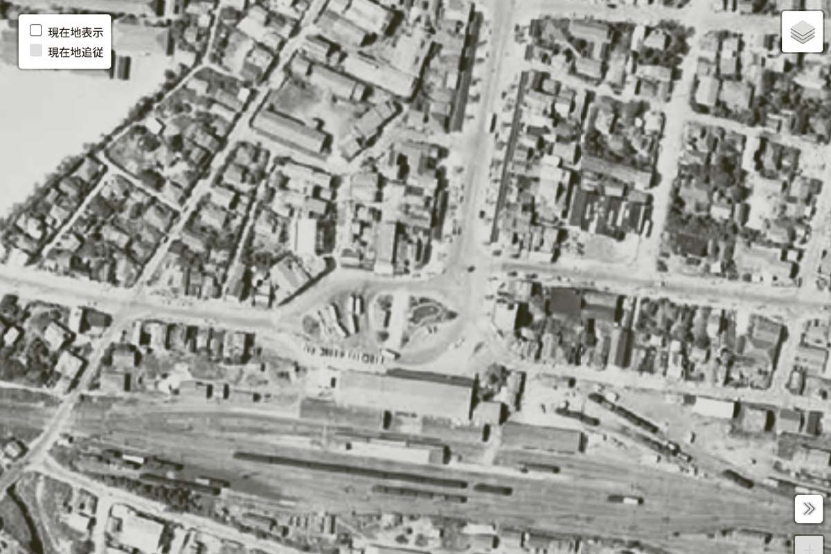 1963年頃の「銚子駅」周辺の航空写真（画像：国土地理院）