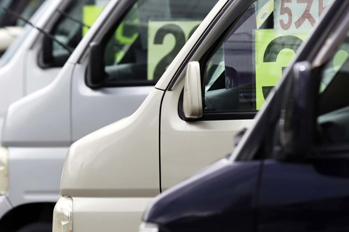 中古車販売店では集客問題が深刻化(画像:写真AC)
