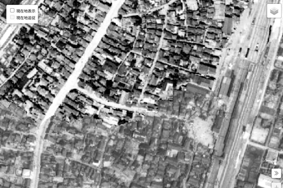 1947年頃の「松戸駅」周辺の航空写真（画像：国土地理院）