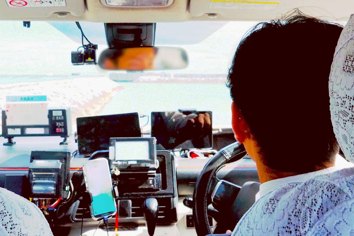 タクシー(画像:写真AC)