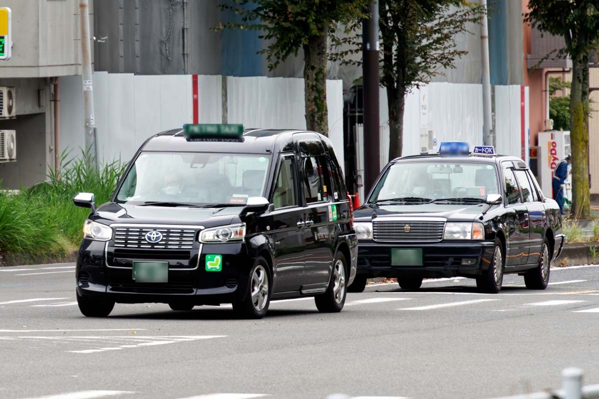 タクシー（画像：写真AC）