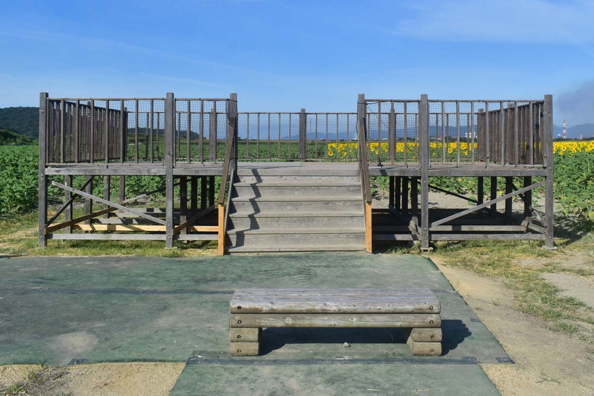 岡山県笠岡市の道の駅「笠岡ベイファーム」（画像：写真AC）