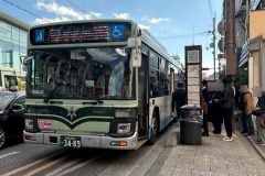 「乗れない京都」の現実！ 満員バスが暴く都市混雑――商議所「LRT提言」も財政と渋滞の壁