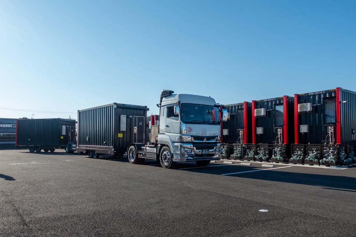 災害など有事の際には被災地へ移動（画像：デベロップ）