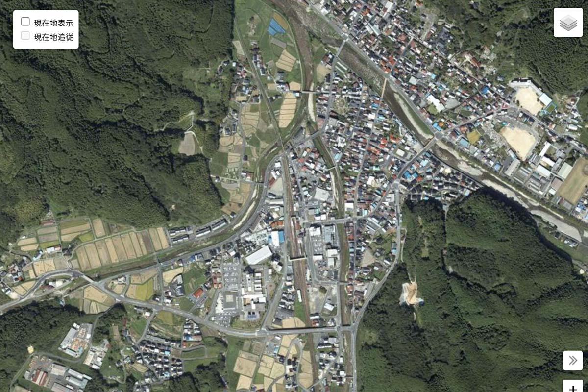 現在の「智頭駅」周辺の航空写真（画像：国土地理院）