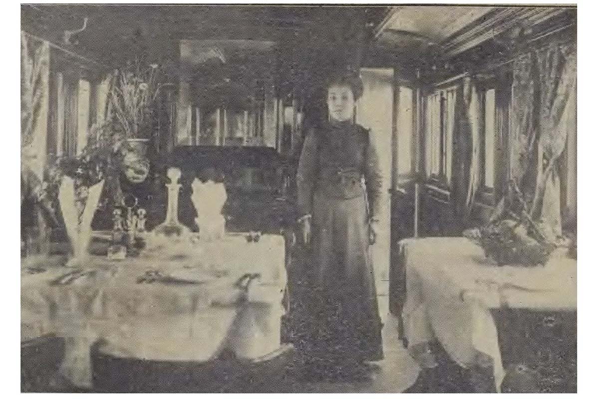 明治時代の南海鉄道食堂車（画像：近代食文化研究会）