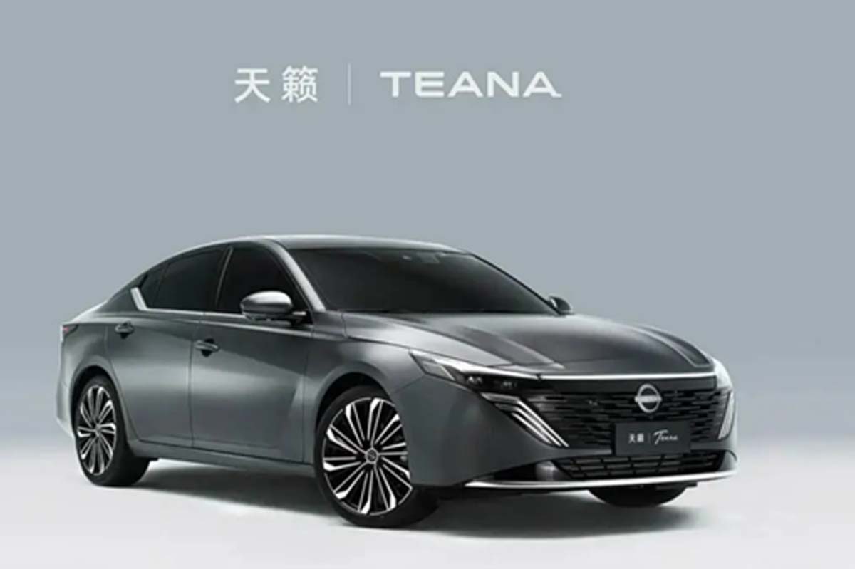 新型ティアナ。全長4.9mの堂々とした車体と高級感（画像：東風日産）