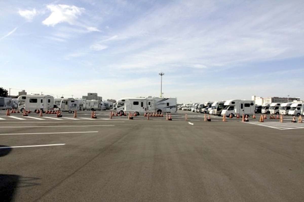 自動車（画像：写真AC）