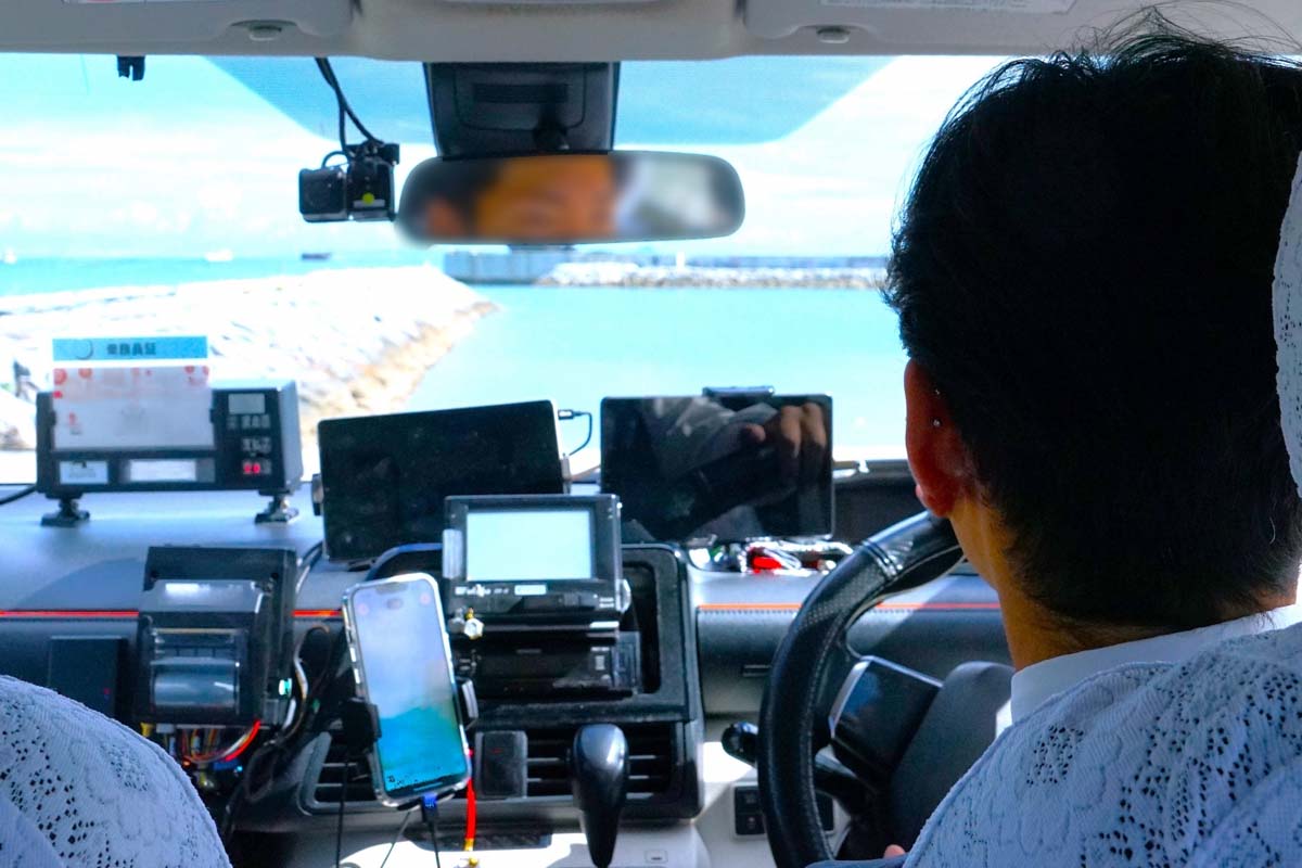 タクシー（画像：写真AC）