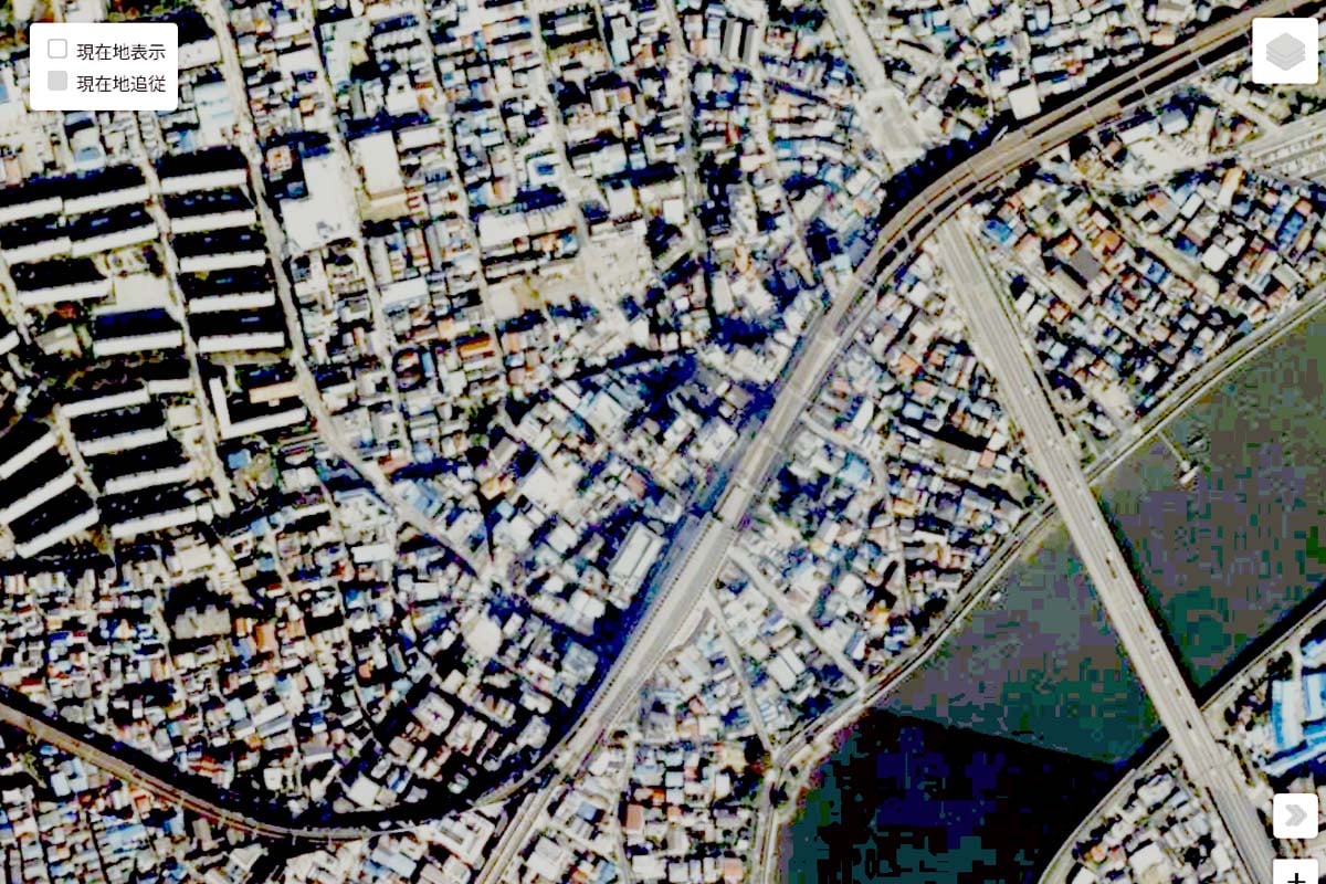 1990年頃の「青砥駅」周辺の航空写真（画像：国土地理院）
