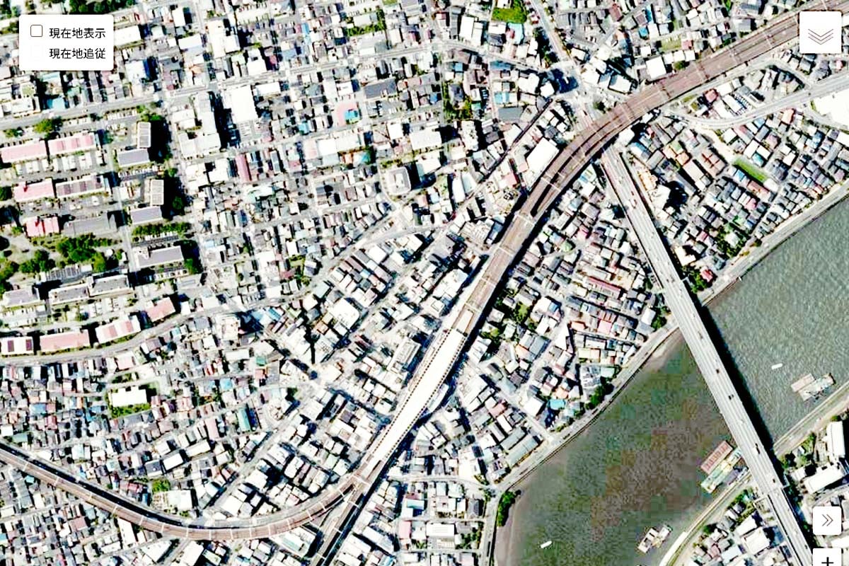 現在の「青砥駅」周辺の航空写真（画像：国土地理院）