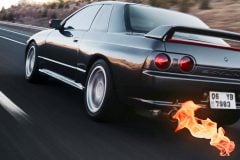 最近の国産車はなぜ「慣らし運転 = 不要」と言われるのか? タイヤ&ドライバーに残された、知られざる理由とは