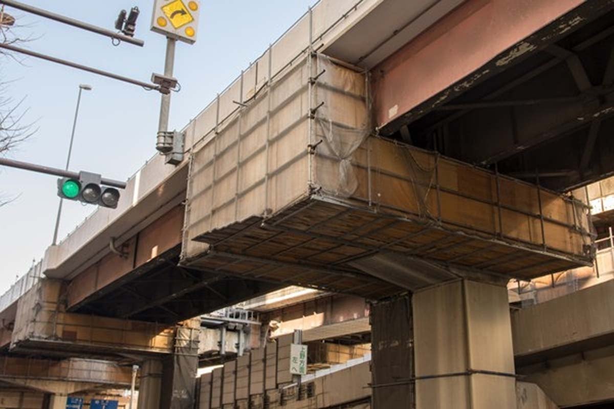 老朽化が進む首都高(画像:写真AC)