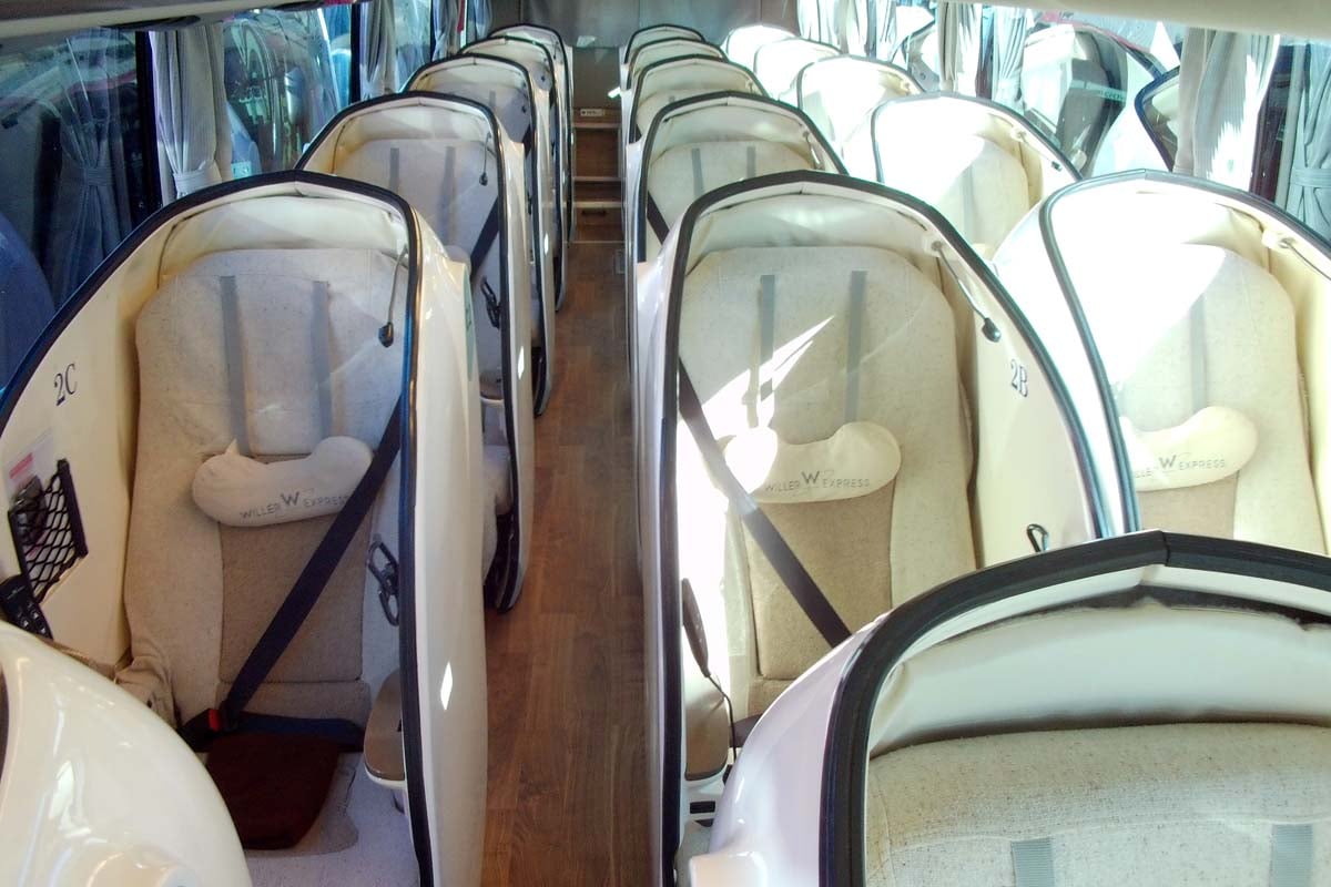 WILLER EXPRESS人気車両「リボーン」のシート（画像：菅原康晴）