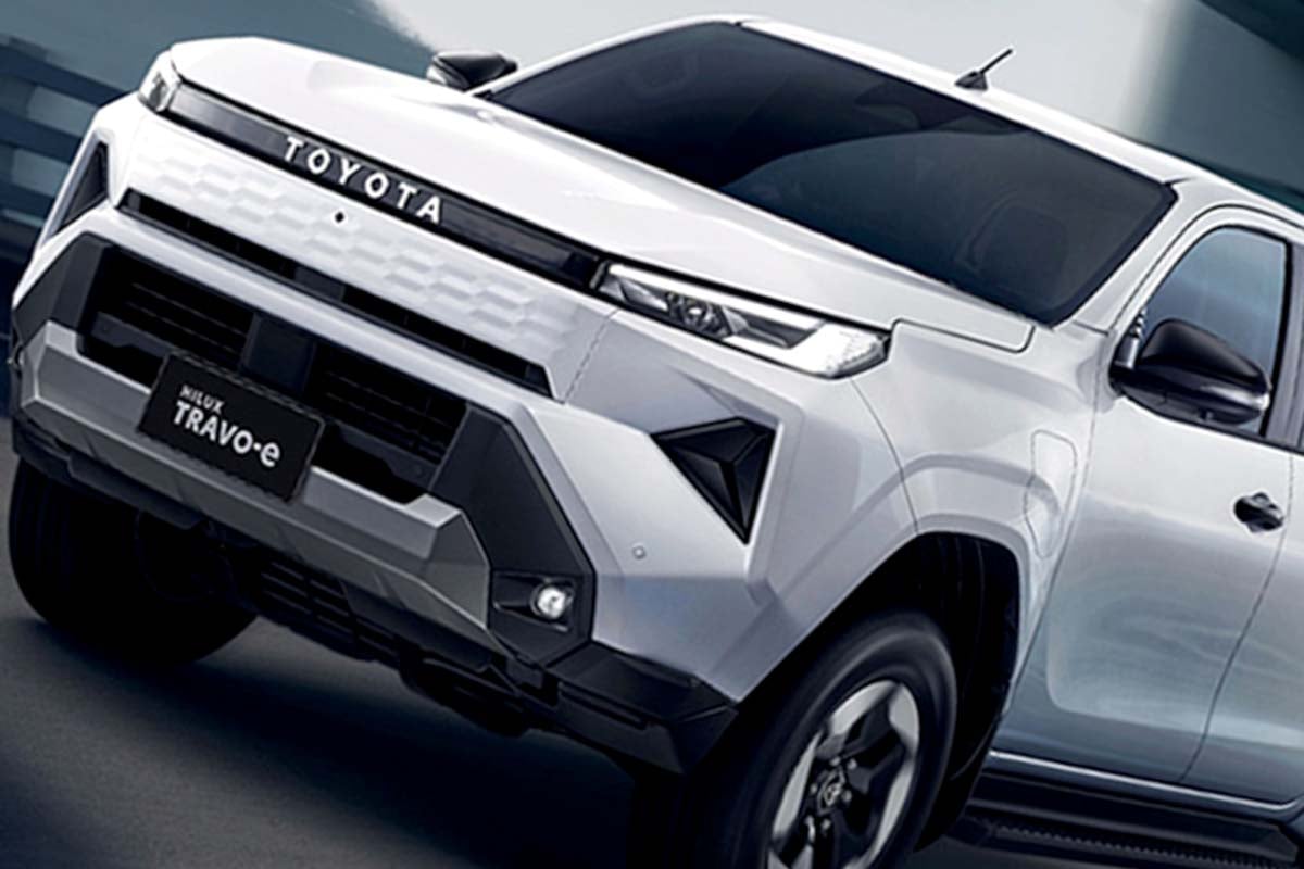 トヨタ Hilux TRAVO-e（画像：トヨタ自動車）