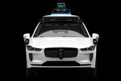 「最先端」の正体はポンコツだった？ サンフランシスコ大停電で見えた「ロボタクシー」の“自律”の限界