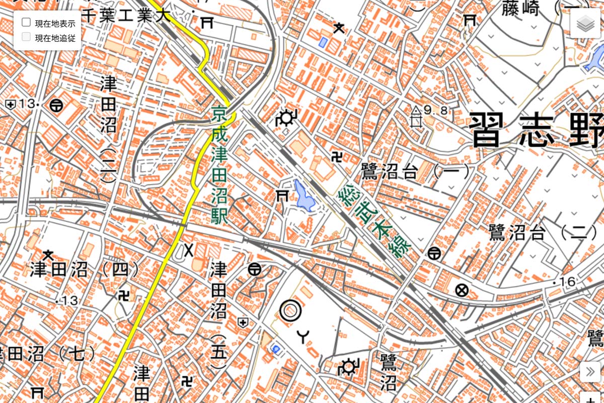 現在の「京成津田沼駅」周辺の地図（画像：国土地理院）