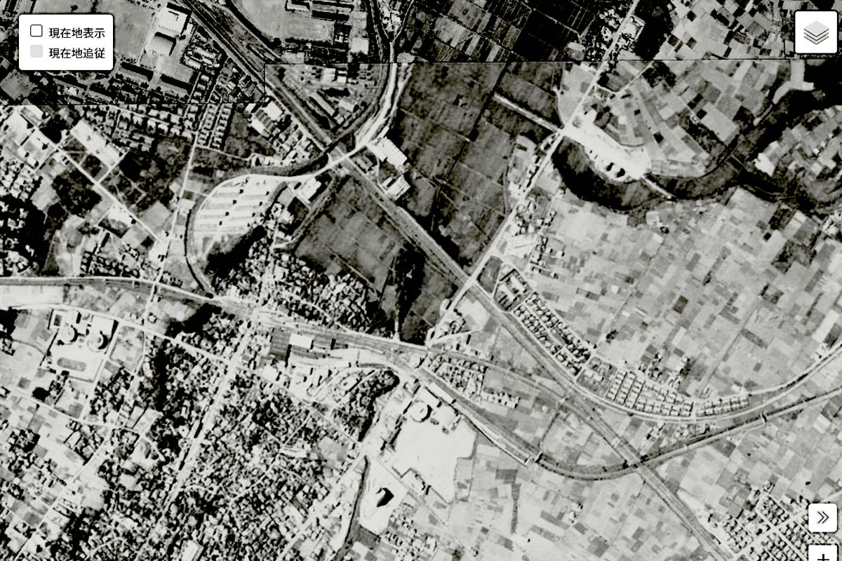 1963年頃の「京成津田沼駅」周辺の航空写真（画像：国土地理院）