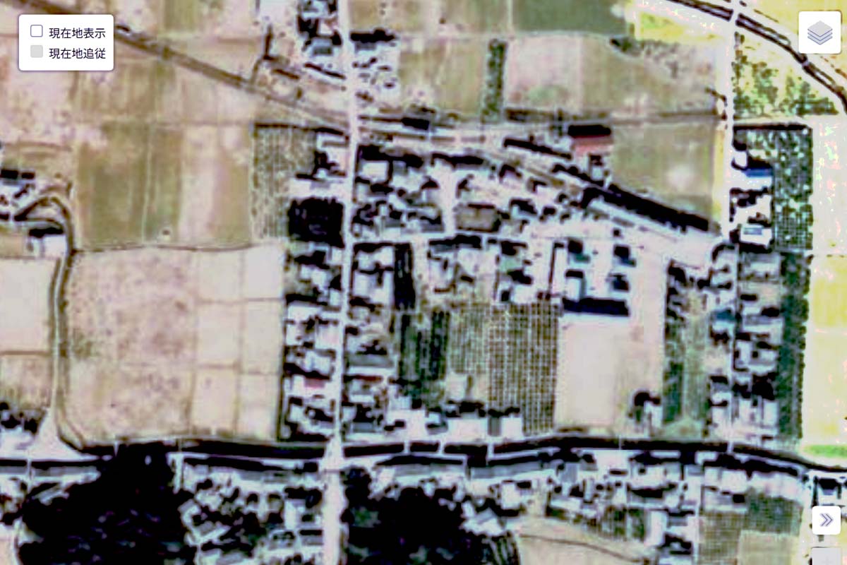 1975年頃の「伊太祈曽駅」周辺の航空写真（画像：国土地理院）