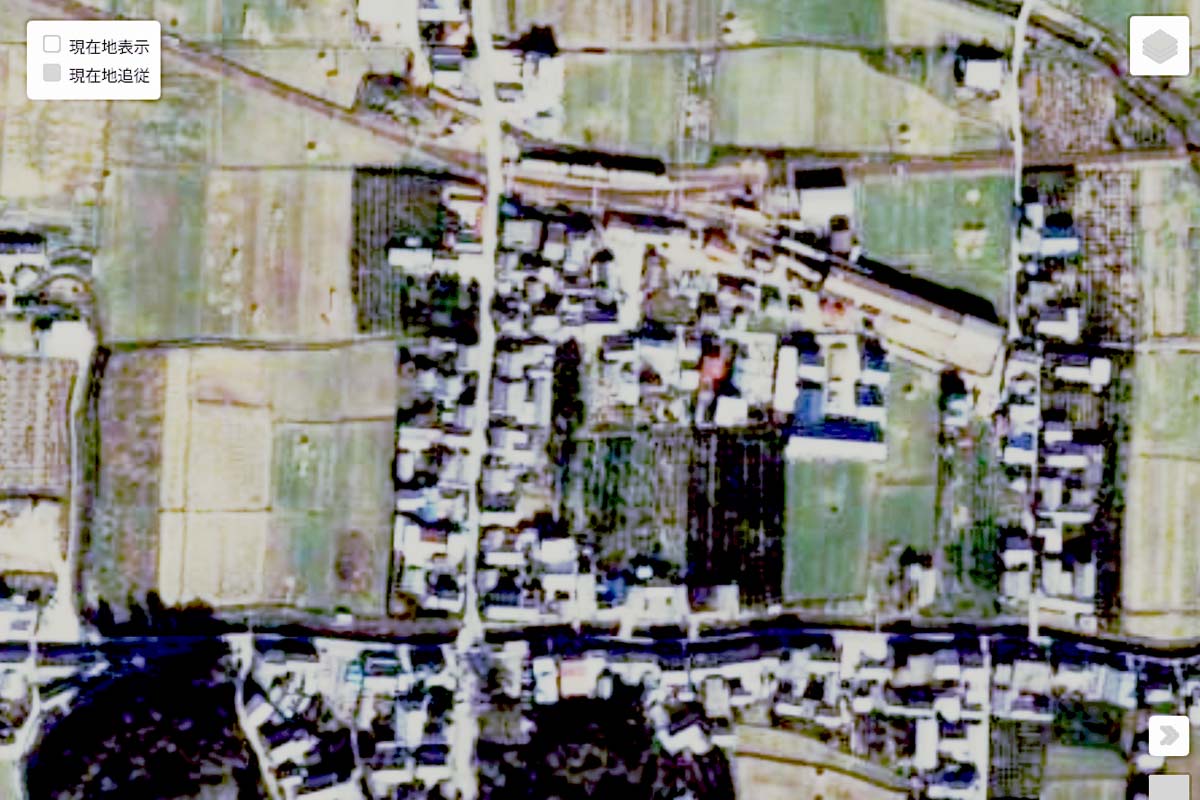 1980年頃の「伊太祈曽駅」周辺の航空写真（画像：国土地理院）