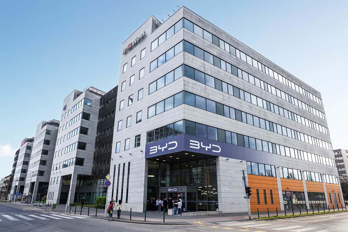 BYD・欧州統括本社(ハンガリー)(画像:BYDジャパン)