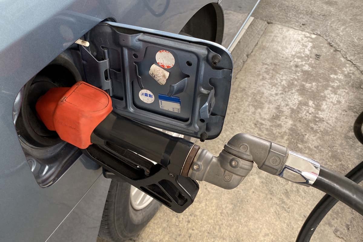 車高の高さと車両重量の重さにより、燃費にも影響（画像：写真AC）