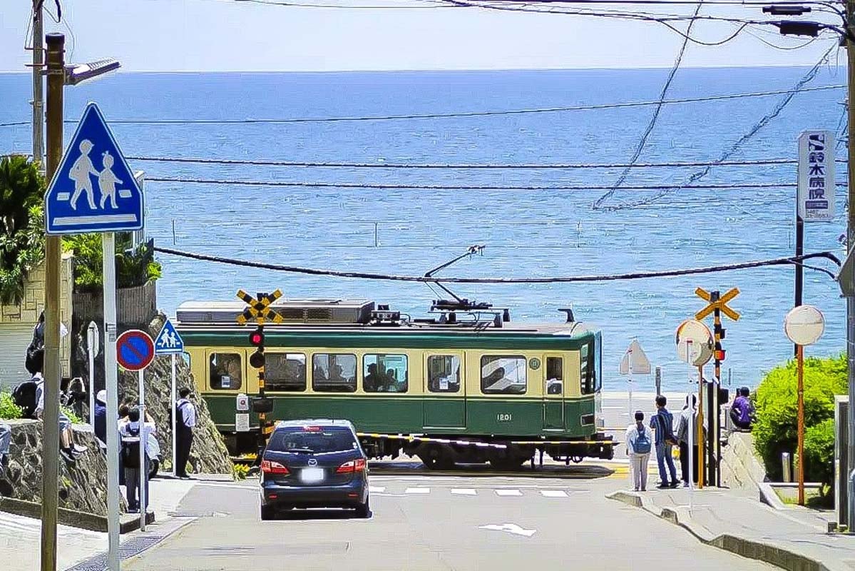 アニメ聖地巡礼イメージ(画像:写真AC)