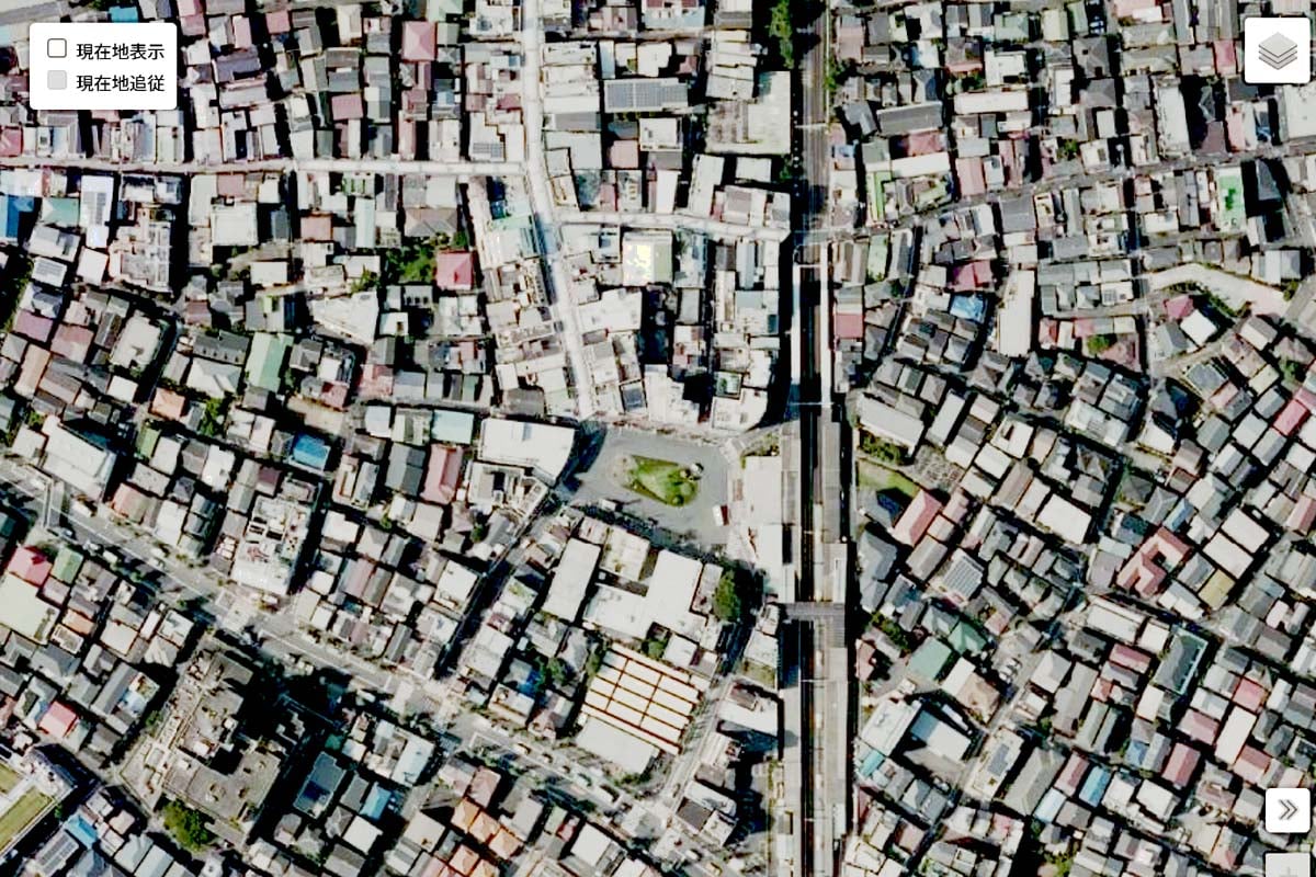 開発前の十条駅前の様子(画像:国土地理院)