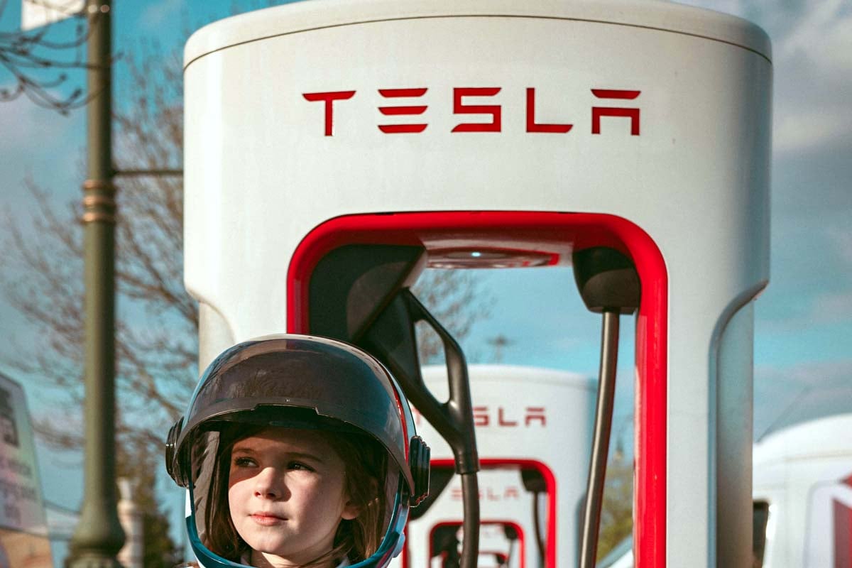テスラ（画像：Pexels）