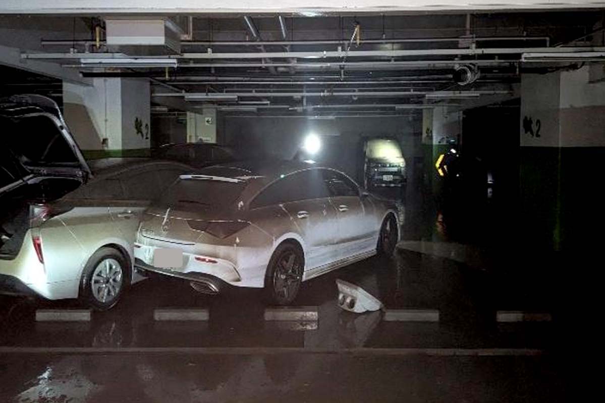 くすの木パーキング「車両浸水状況」（画像：三重河川国道事務所）