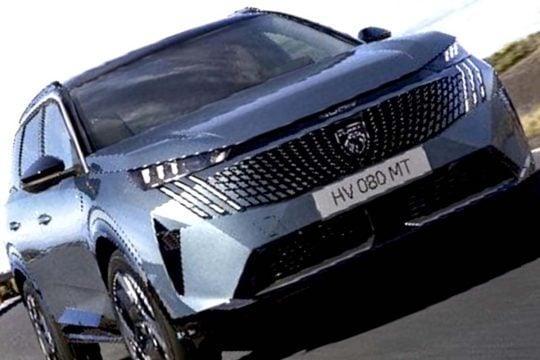 「EV教条主義」の終焉か――14ブランド連合・ステランティスが選んだ「マルチエナジー」という冷徹な生存戦略