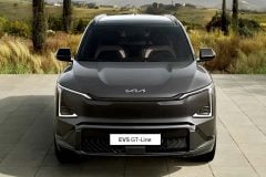 日本「EVで韓国に完敗」――市場は3倍でも販売4倍差、全方位の分散と「集中投資」の速度差とは