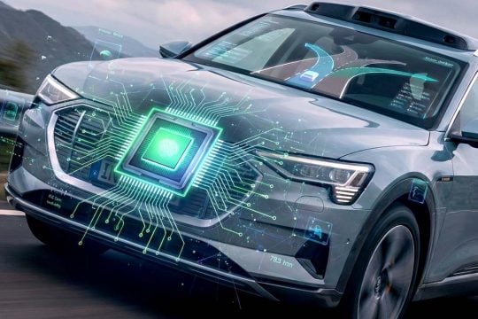 AIが「自動車」を支配する日――ネット接続不要で動く次世代自動車、その衝撃の正体とは