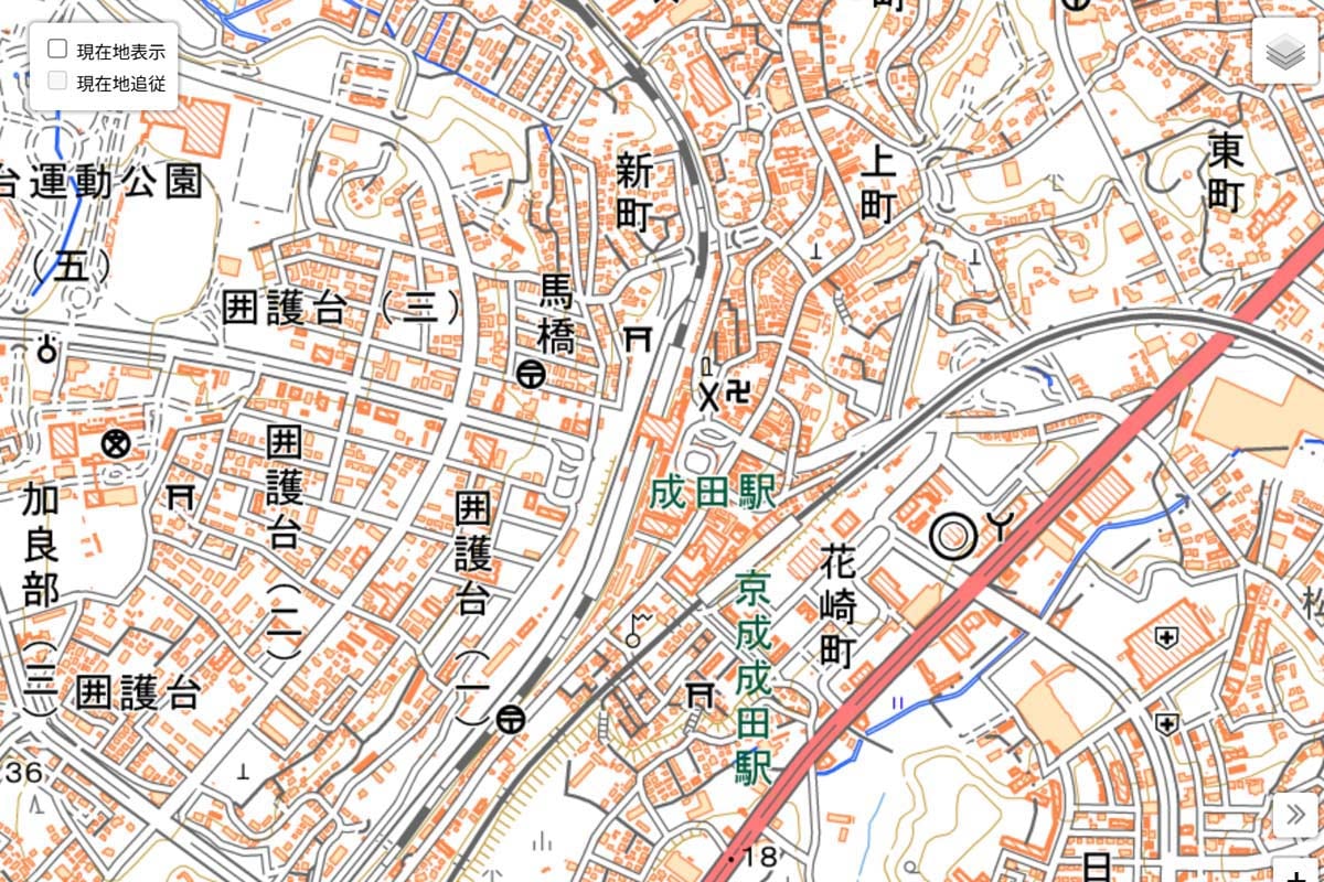 現在の「成田駅」周辺の地図（画像：国土地理院）