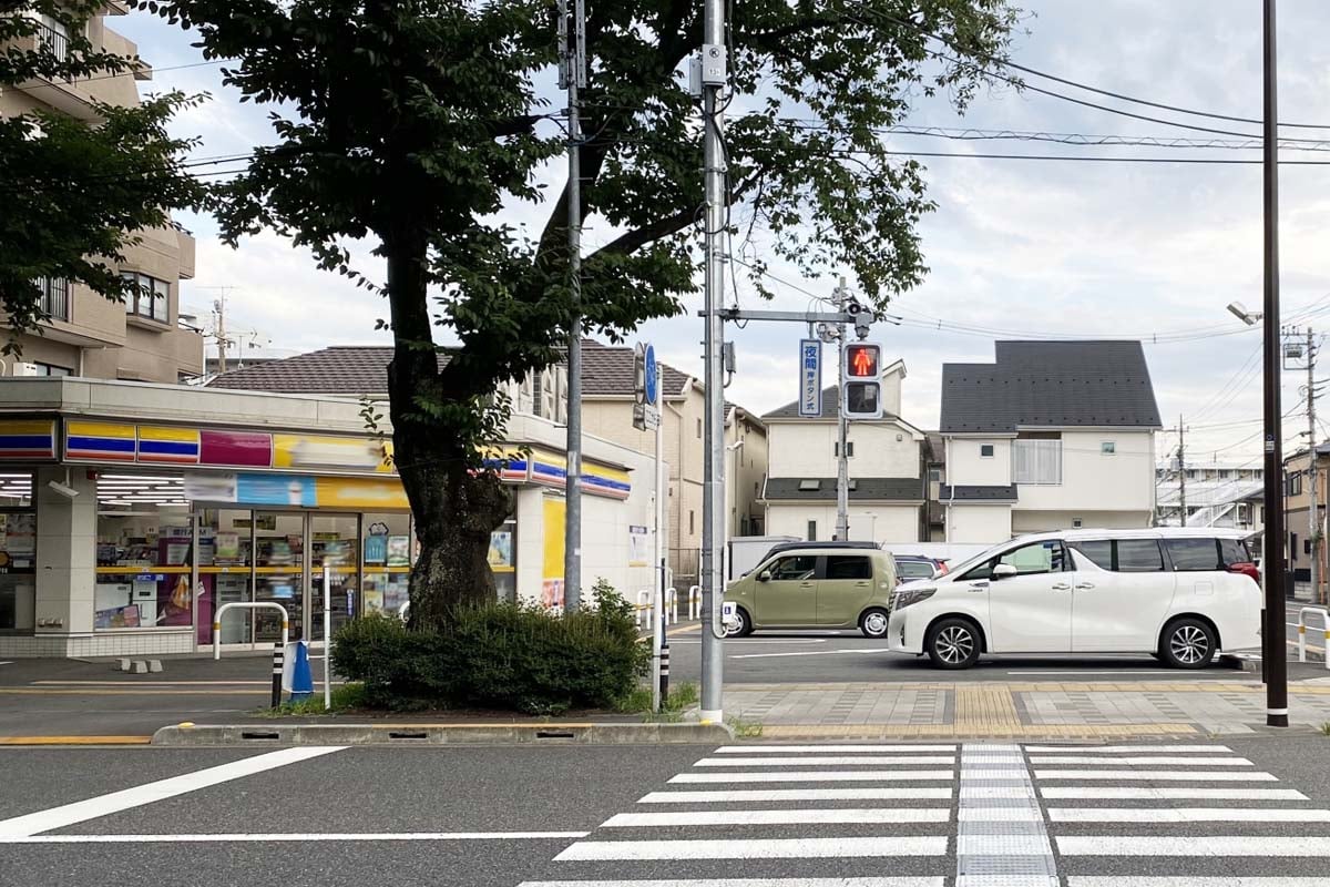 コンビニのイメージ（画像：写真AC）