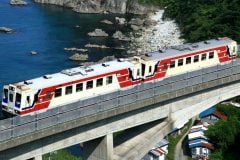 日本初の「第三セクター鉄道」、補助金が「稼ぎの2倍超え」だった――29年ぶり運賃改定の行方とは