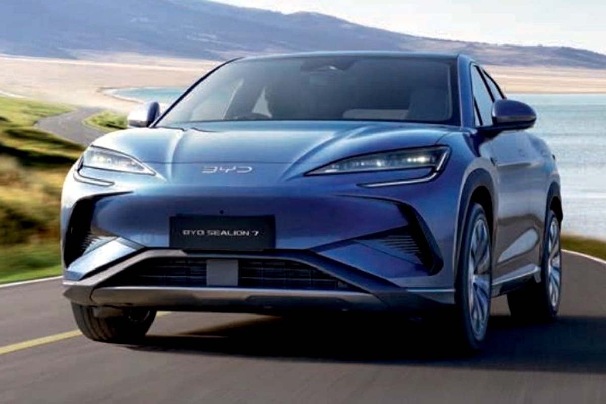 BYD SEALION 7（画像：BYDオートジャパン）