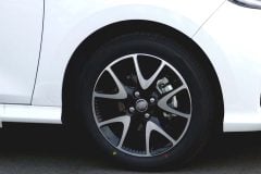 自動車はもはや「上客」ではないのか？――半導体調査が突きつける、AI・通信優先の現実と“買い負け”の再来