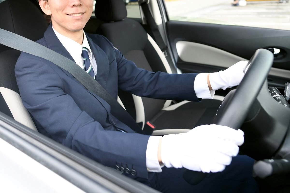 タクシードライバーのイメージ（画像：写真AC）