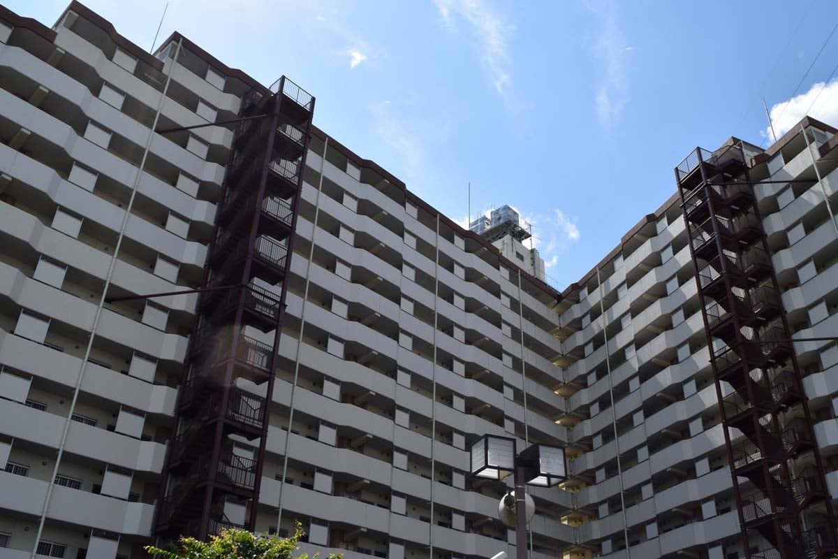 集合住宅イメージ（画像：写真AC）