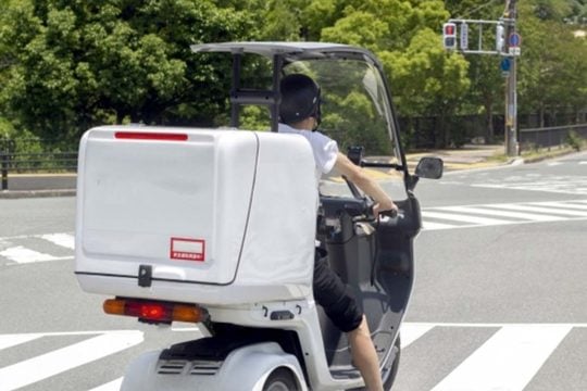 「50cc原付」消滅が直撃――フードデリバリーを襲う“ラストワンマイル危機”