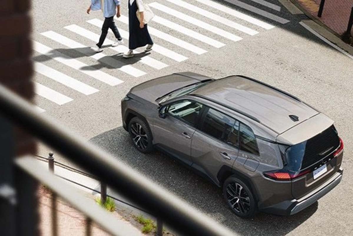 先進機能を備えたアリーンのイメージ（画像：トヨタ自動車）