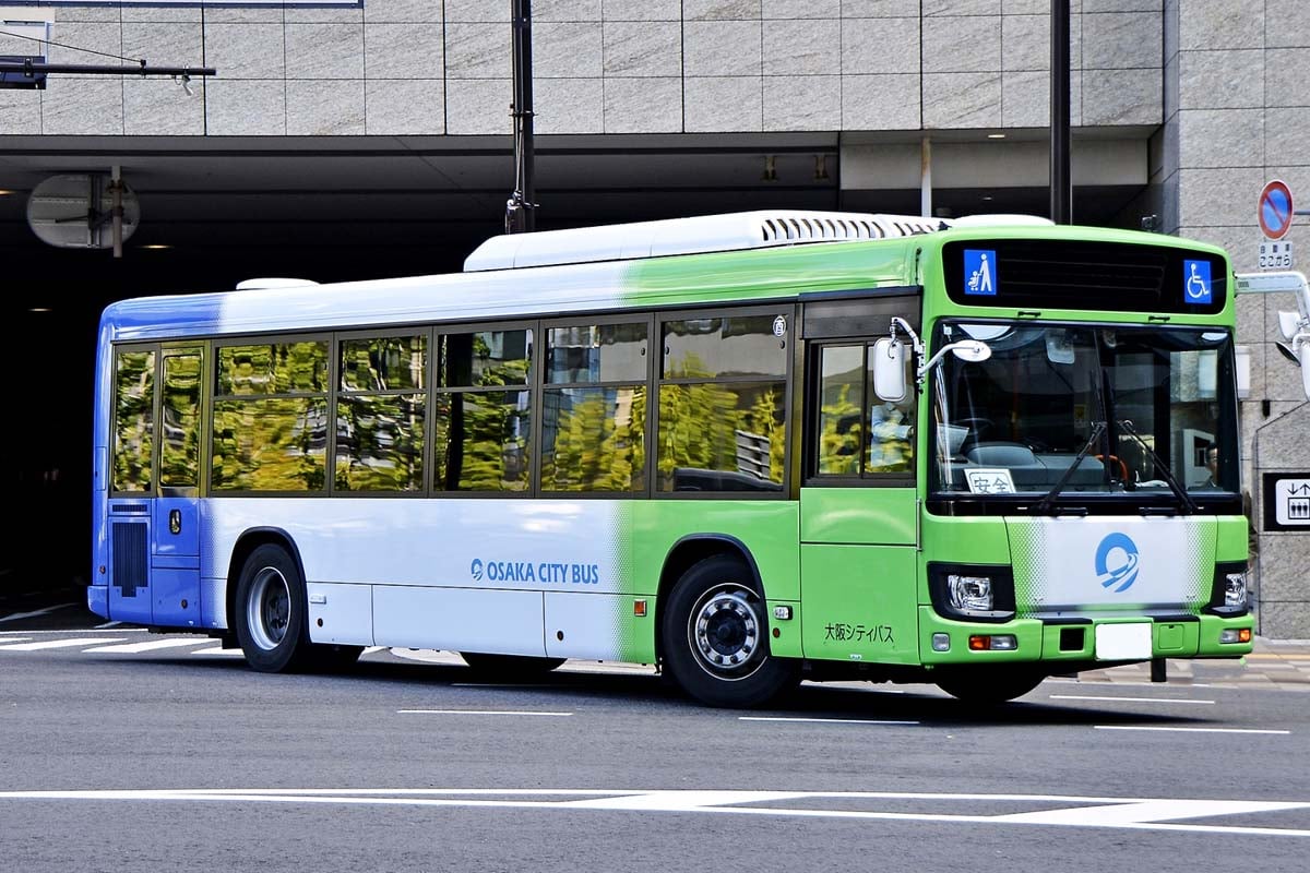 路線バスのイメージ（画像：写真AC）