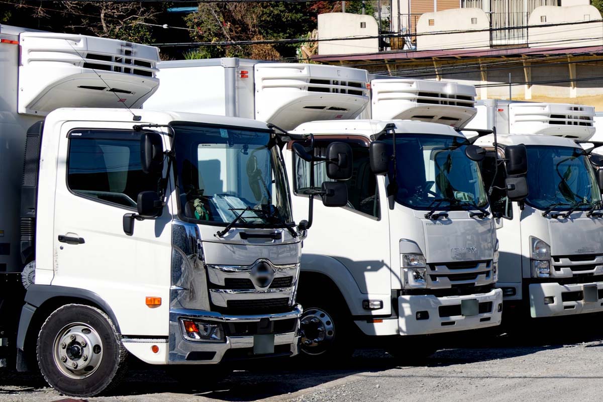 物流トラックのイメージ（画像：写真AC）